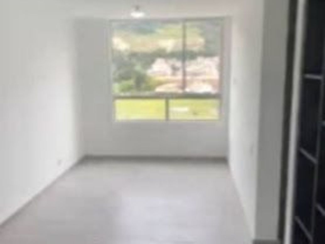 Apartaestudio en venta en El Redil, Bogotá, 35 m² · foto 3 de 12