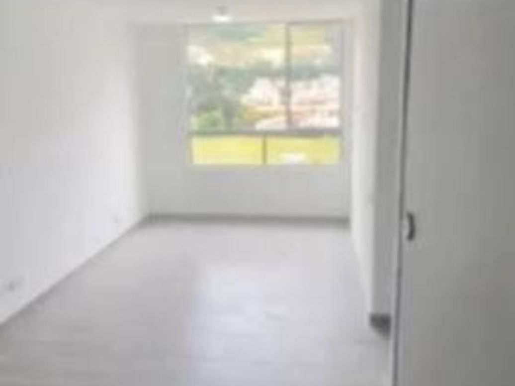 Apartaestudio en venta en El Redil, Bogotá, 35 m² · foto 2 de 12