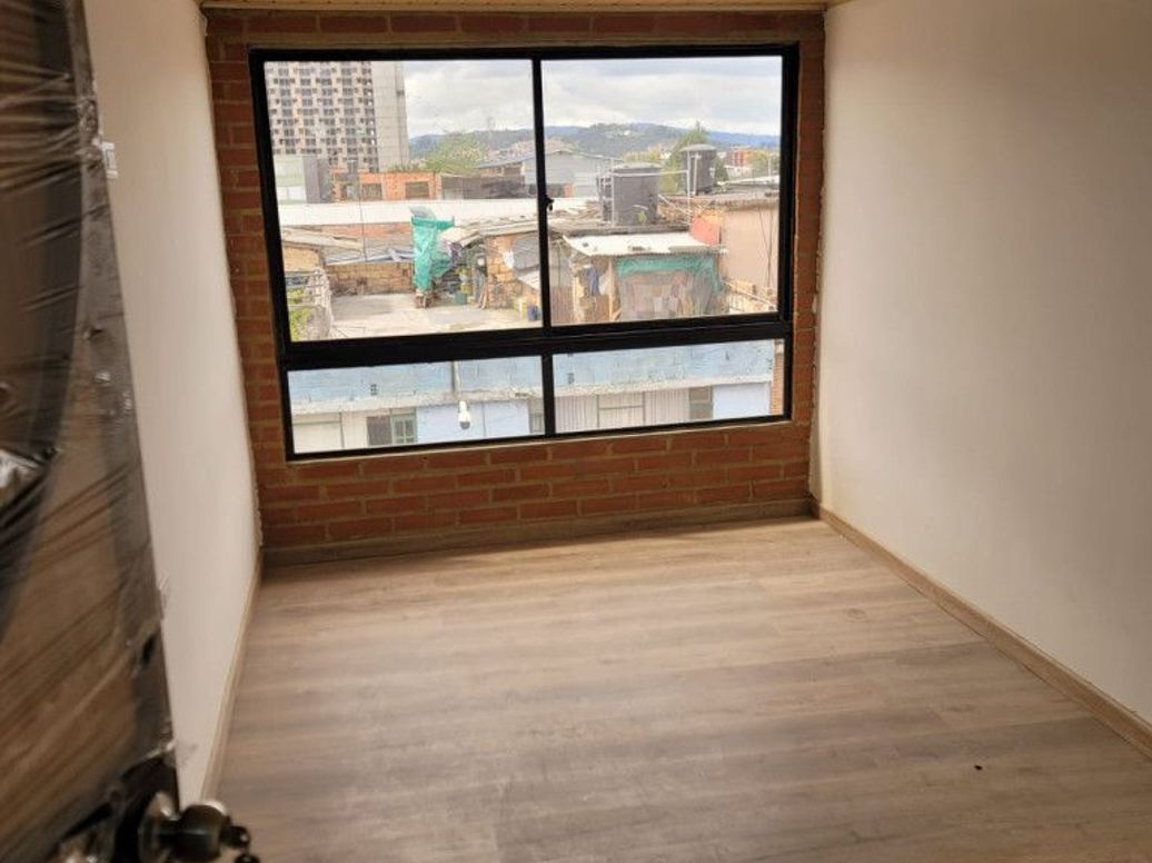 Apartamento de 3 alcobas en venta en Florida Blanca Norte, Bogotá, 60 m² · foto 5 de 15