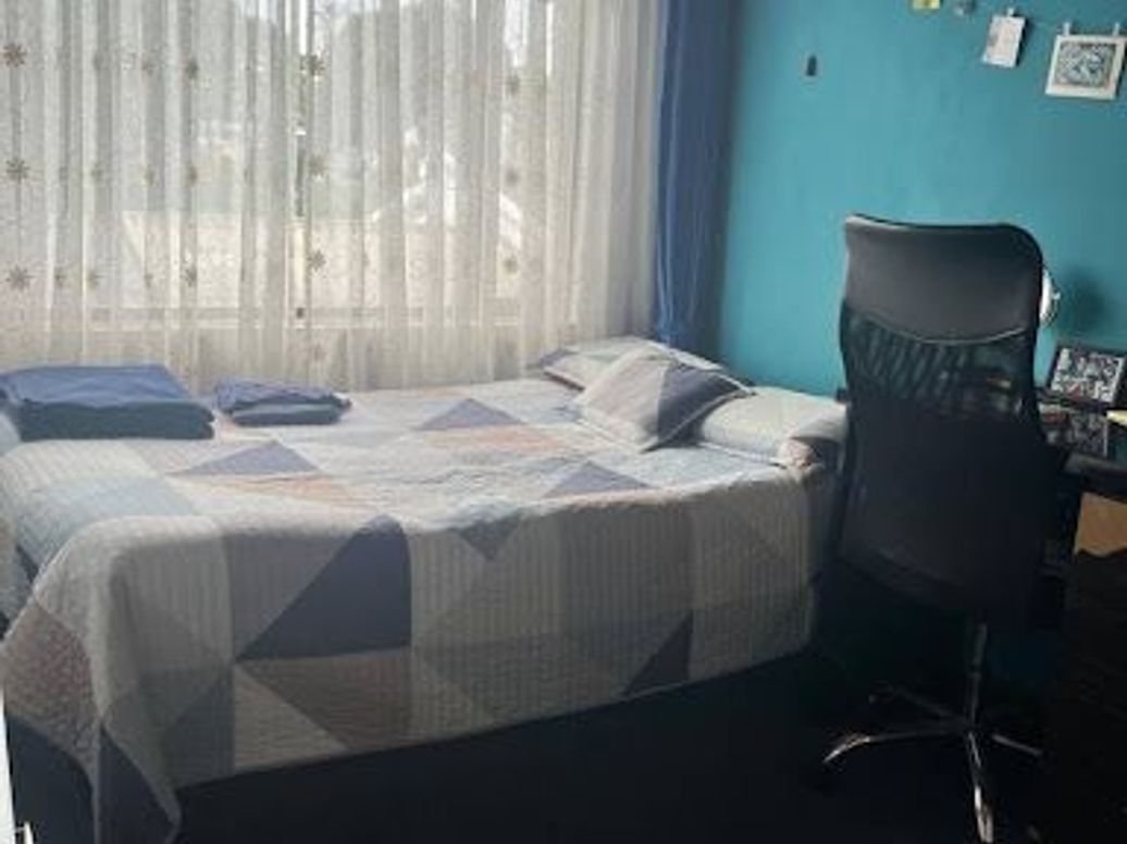Casa de 5 alcobas en venta en Modelia, Bogotá, 350 m² · foto 7 de 11