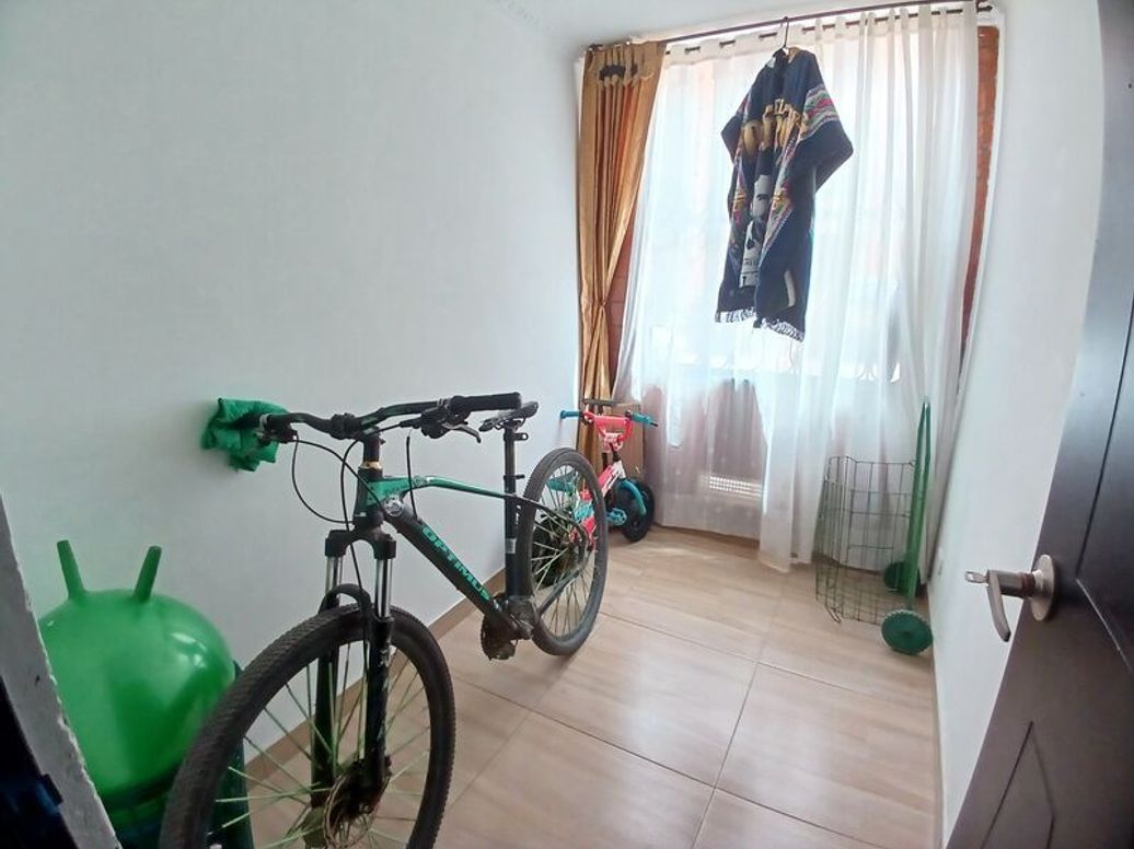 Apartamento de 3 alcobas en venta en San Bernardino Xxii, Bogotá, 48 m² · foto 5 de 13