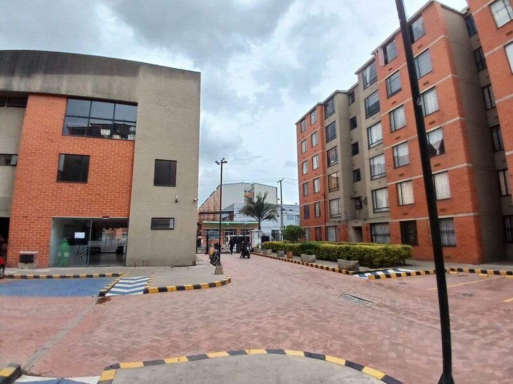 Apartamento de 3 alcobas en venta en San Bernardino Xxii, Bogotá, 48 m² · foto 10 de 13