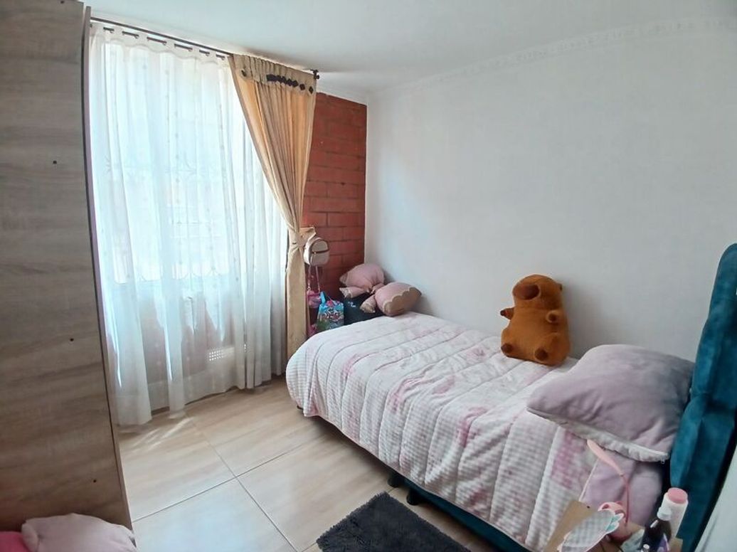 Apartamento de 3 alcobas en venta en San Bernardino Xxii, Bogotá, 48 m² · foto 7 de 13