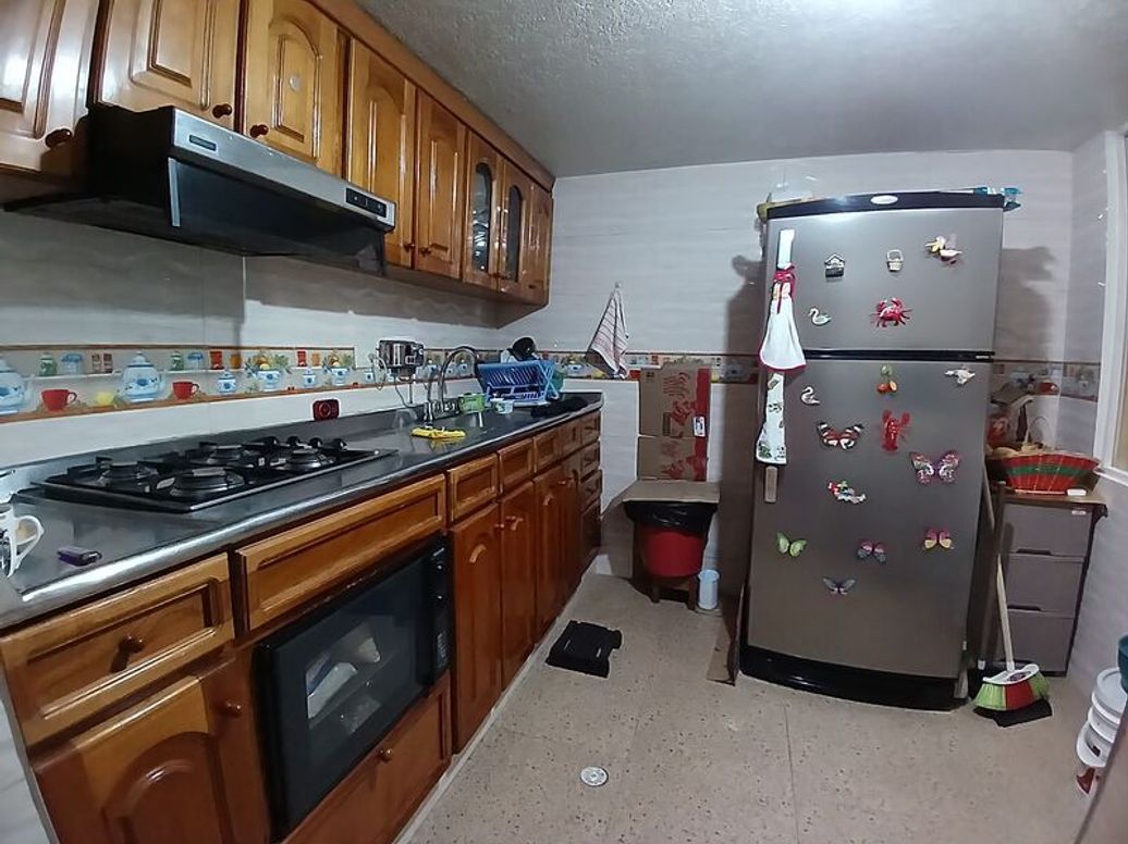 Casa de 4 alcobas en venta en Ub. Azafranes, Bogotá, 144 m² · foto 2 de 14