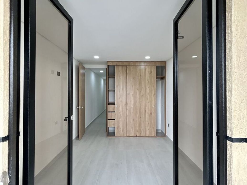 Casa de 7 alcobas en venta en Normandia Occidental, Bogotá, 60 m² · foto 16 de 20