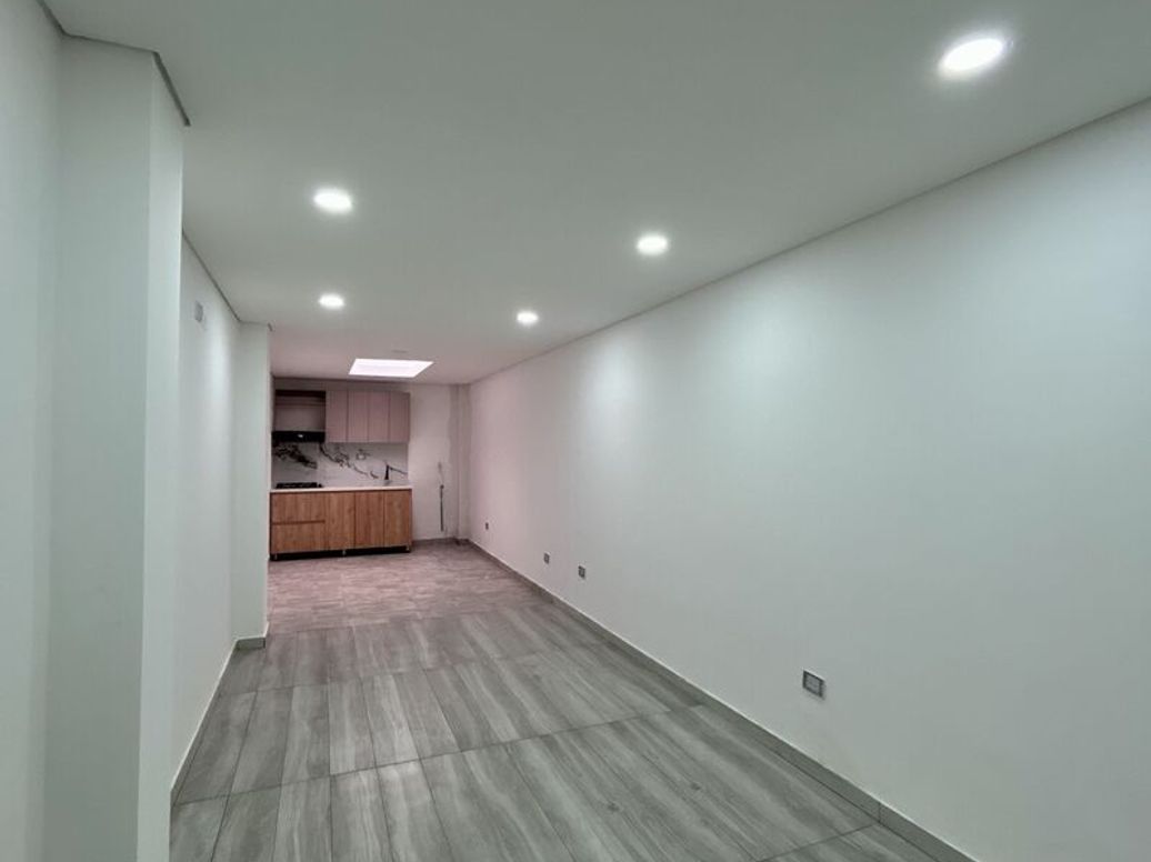 Casa de 7 alcobas en venta en Normandia Occidental, Bogotá, 60 m² · foto 5 de 20