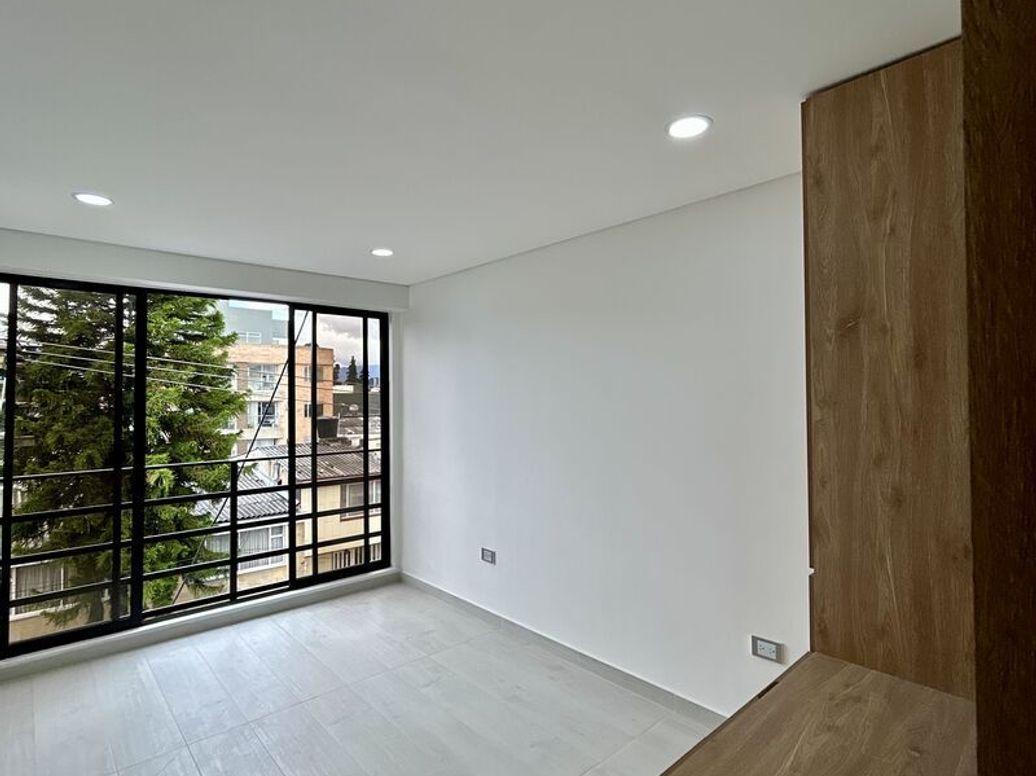 Casa de 7 alcobas en venta en Normandia Occidental, Bogotá, 60 m² · foto 7 de 20