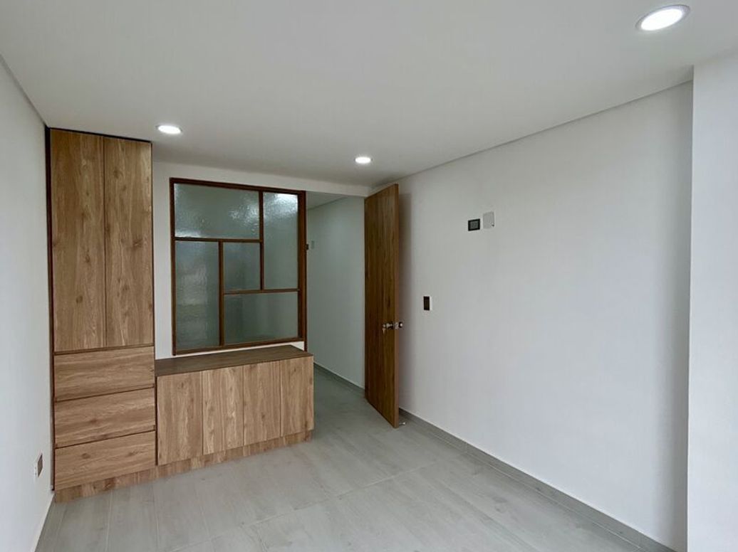 Casa de 7 alcobas en venta en Normandia Occidental, Bogotá, 60 m² · foto 9 de 20