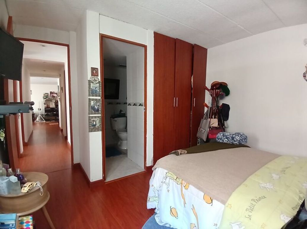 Apartamento de 3 alcobas en venta en Ub. Bosques, Bogotá, 62 m² · foto 11 de 17
