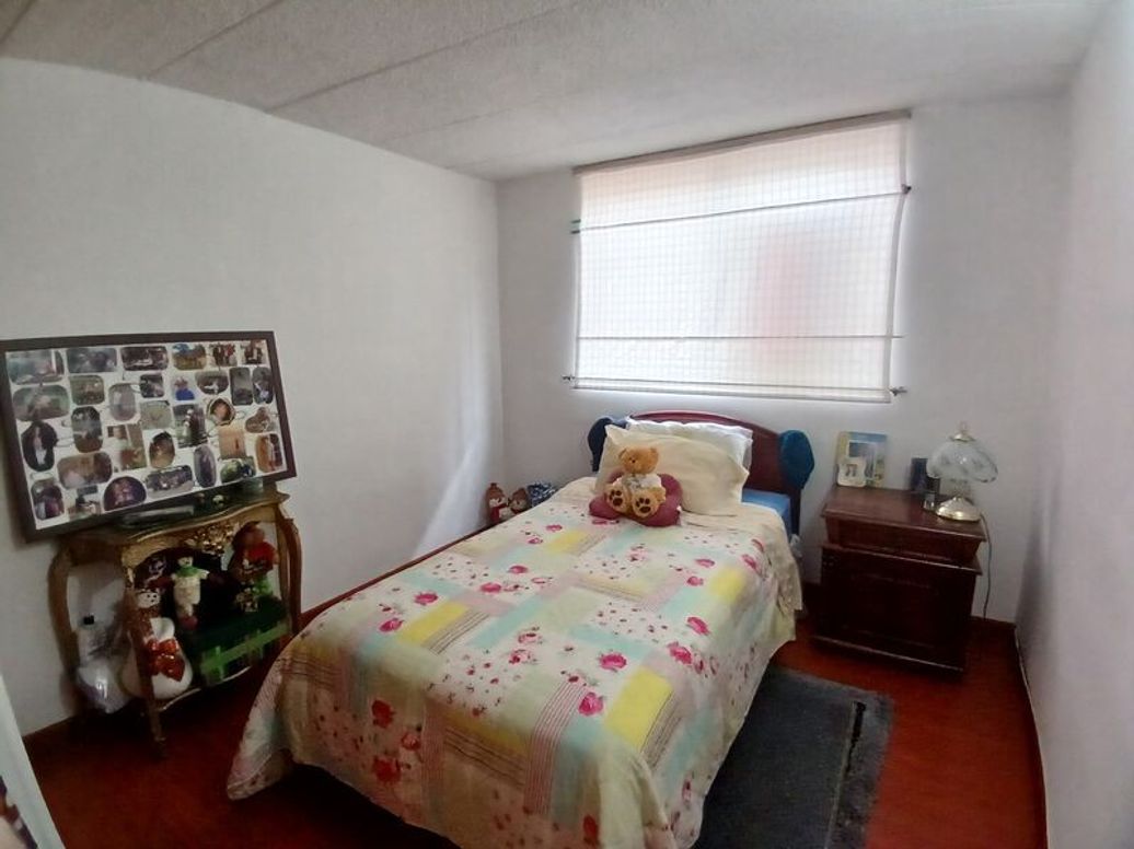 Apartamento de 3 alcobas en venta en Ub. Bosques, Bogotá, 62 m² · foto 8 de 17