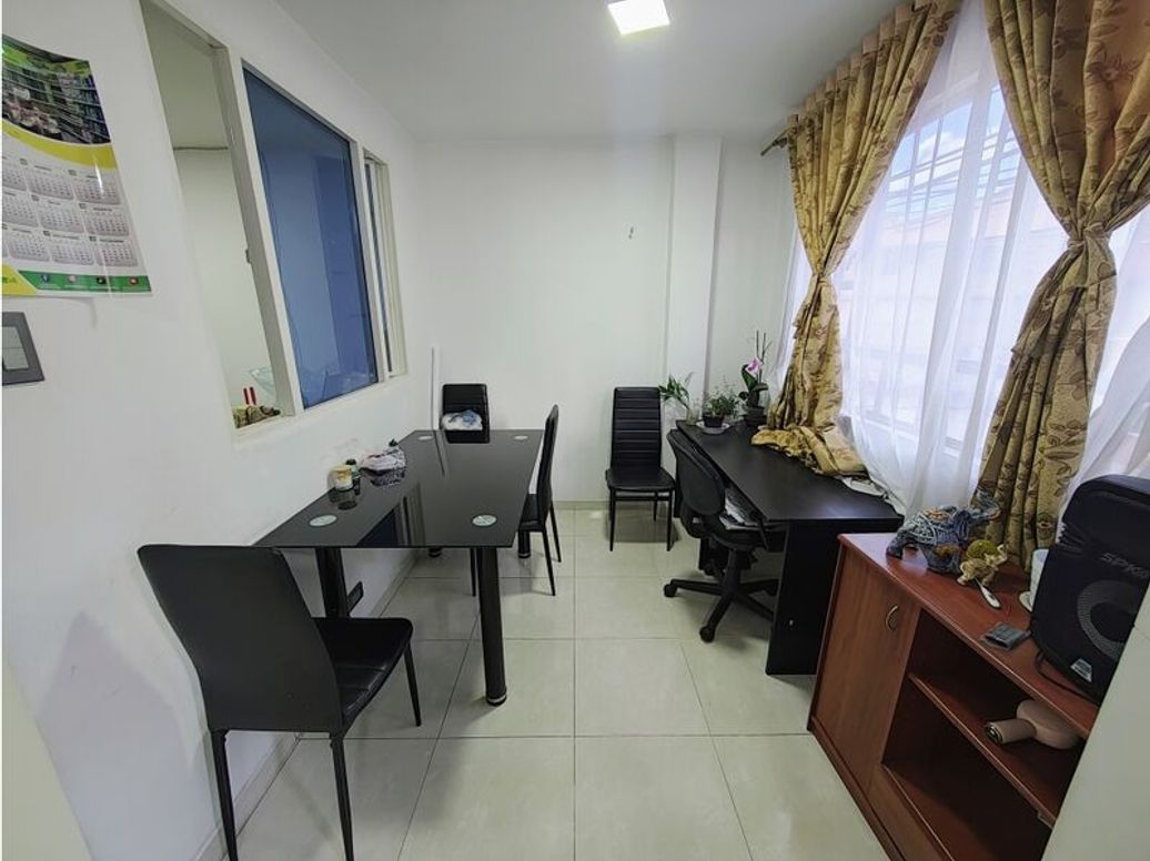 Casa de 6 alcobas en venta en Escocia, Bogotá, 144 m² · foto 20 de 20