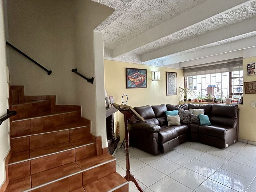 Casa de 4 alcobas en venta en Margaritas I Sector, Bogotá, 140 m² · foto 3 de 16