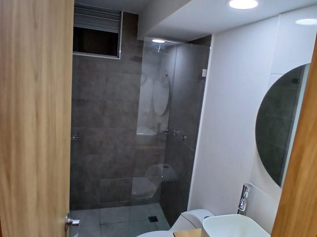 Apartamento de 2 alcobas en venta en Primavera Occidental, Bogotá, 33 m² · foto 3 de 16