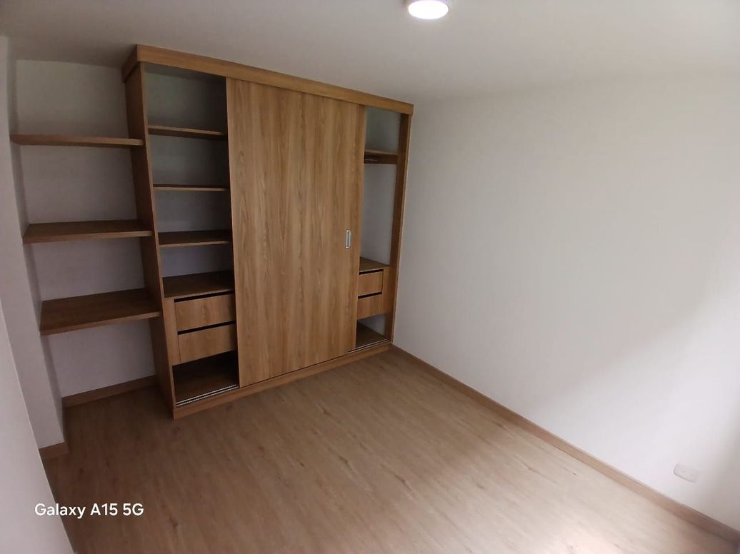 Apartamento de 2 alcobas en venta en Primavera Occidental, Bogotá, 33 m² · foto 7 de 16