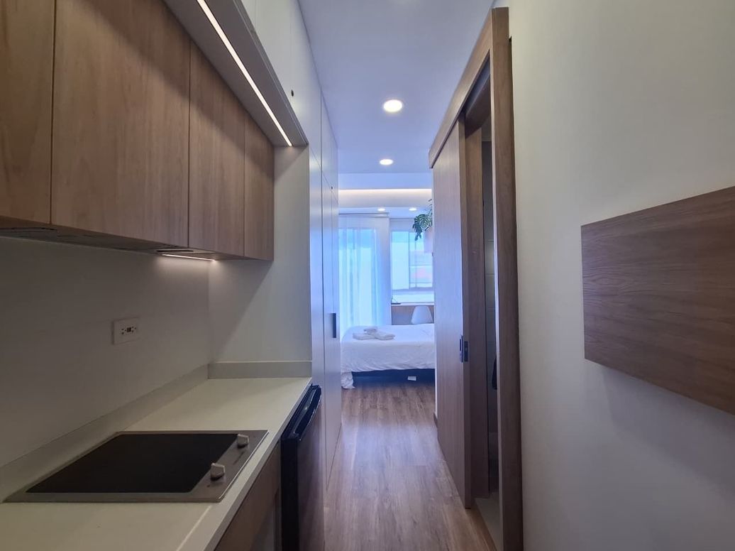 Apartamento de 1 alcoba en venta en La Castellana, Bogotá, 20 m² · foto 2 de 20