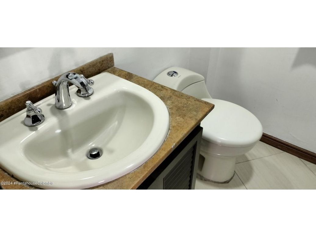 Apartamento de 3 alcobas en venta en Cedro Golf, Bogotá, 163 m² · foto 10 de 20