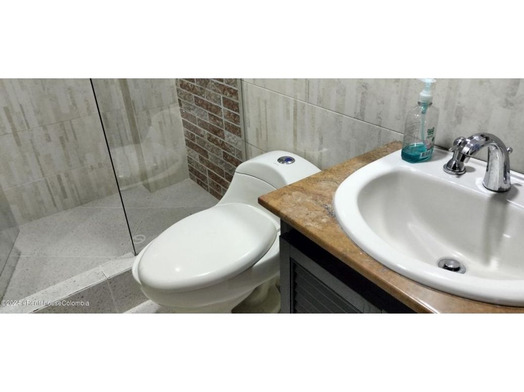Apartamento de 3 alcobas en venta en Cedro Golf, Bogotá, 163 m² · foto 12 de 20