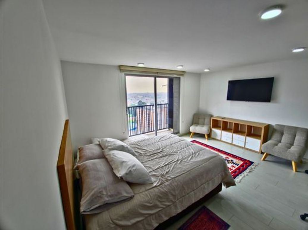 Apartaestudio en arriendo en Santa Teresa, Bogotá, 33 m² · foto 2 de 9