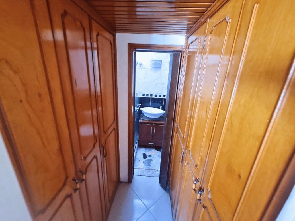 Casa de 5 alcobas en venta en Jardines Del Norte, Bogotá, 150 m² · foto 19 de 20