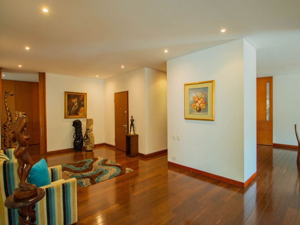 Apartamento de 3 alcobas en venta en Las Acacias, Bogotá, 310 m² · foto 15 de 20