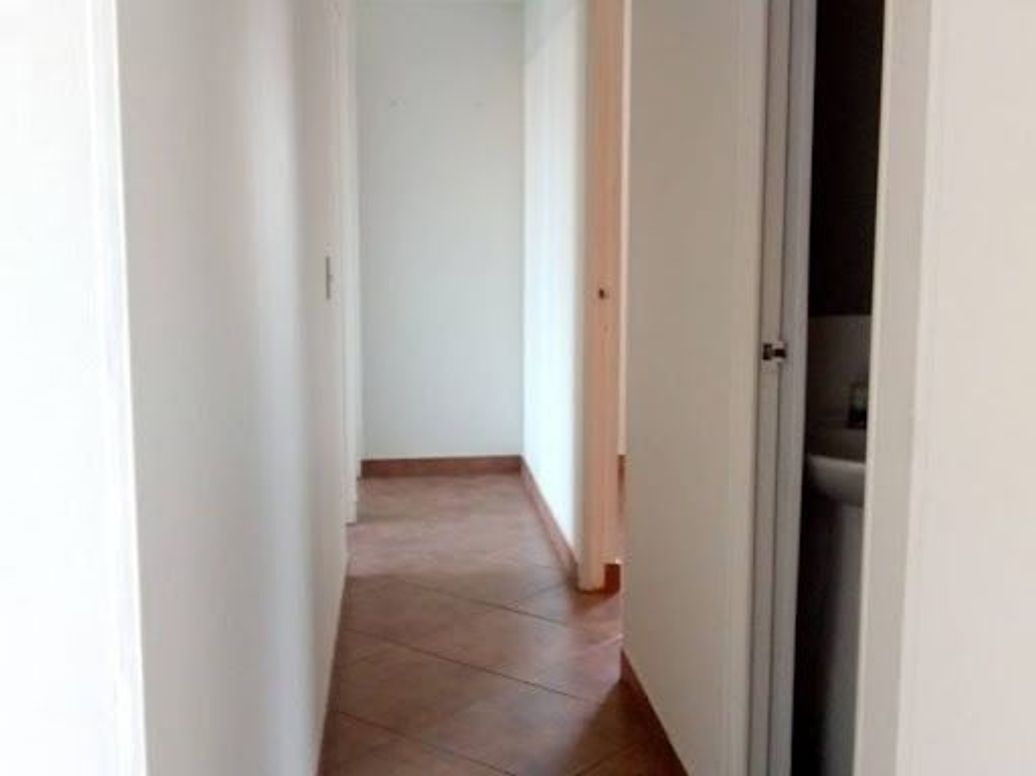 Apartamento de 3 alcobas en venta en Alfonso López, Bogotá, 51 m² · foto 4 de 9