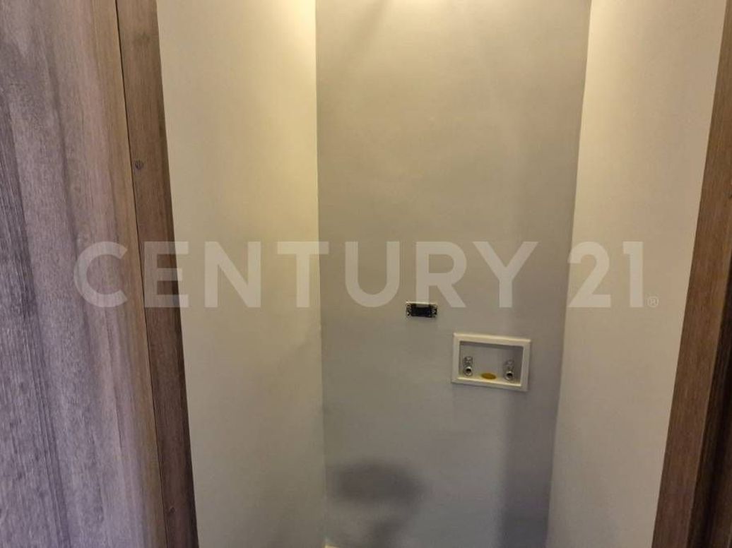 Apartaestudio en venta en Chapinero Central, Bogotá, 29 m² · foto 16 de 18
