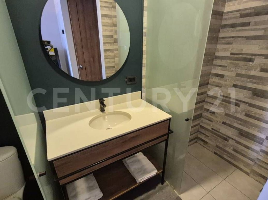 Apartaestudio en venta en Chapinero Central, Bogotá, 29 m² · foto 9 de 18