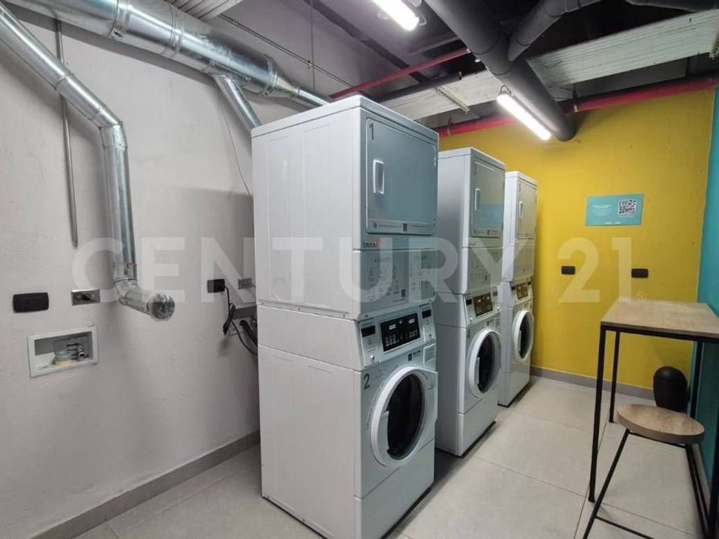 Apartaestudio en venta en Chapinero Central, Bogotá, 29 m² · foto 12 de 18