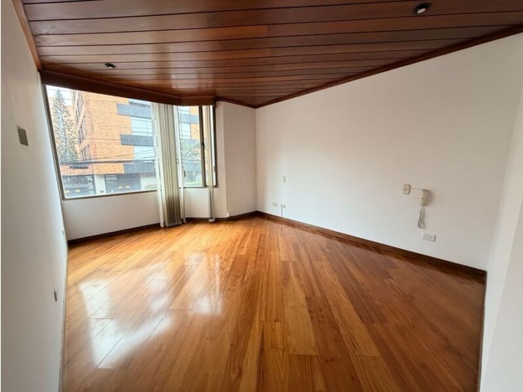 Apartamento de 3 alcobas en venta en Chico Norte Et. Iii, Bogotá, 191 m² · foto 11 de 20