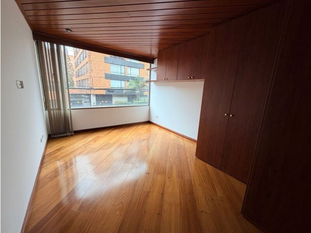 Apartamento de 3 alcobas en venta en Chico Norte Et. Iii, Bogotá, 191 m² · foto 17 de 20