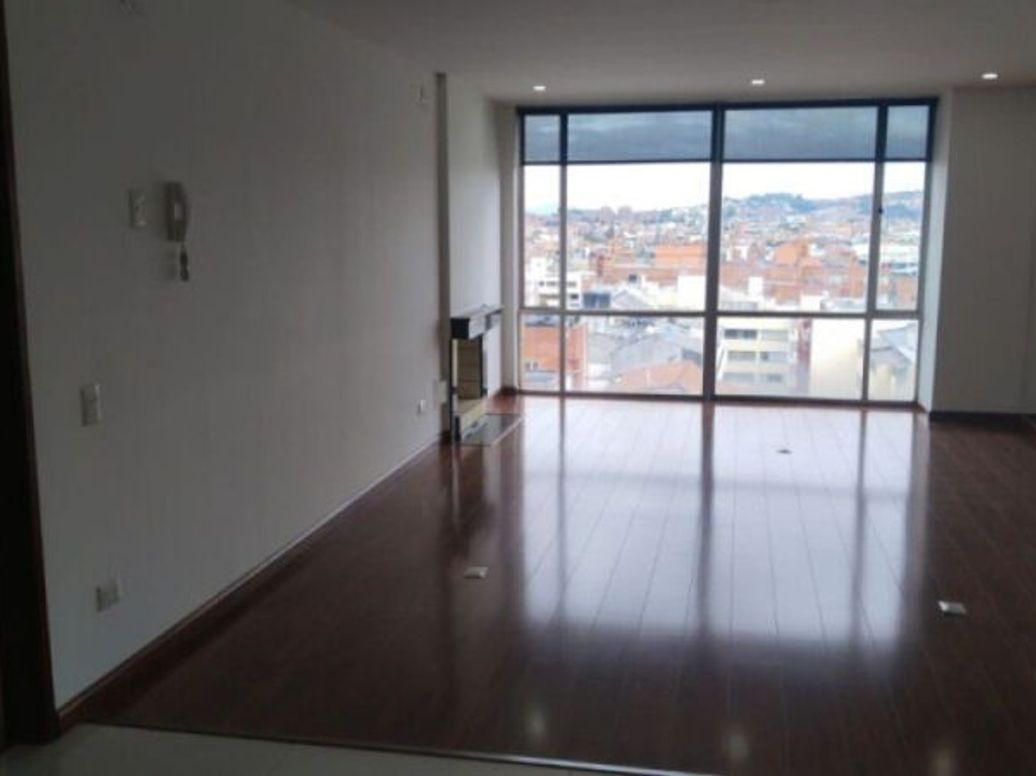 Apartamento de 3 alcobas en venta en Santa Barbara Central, Bogotá, 291 m² · foto 4 de 20