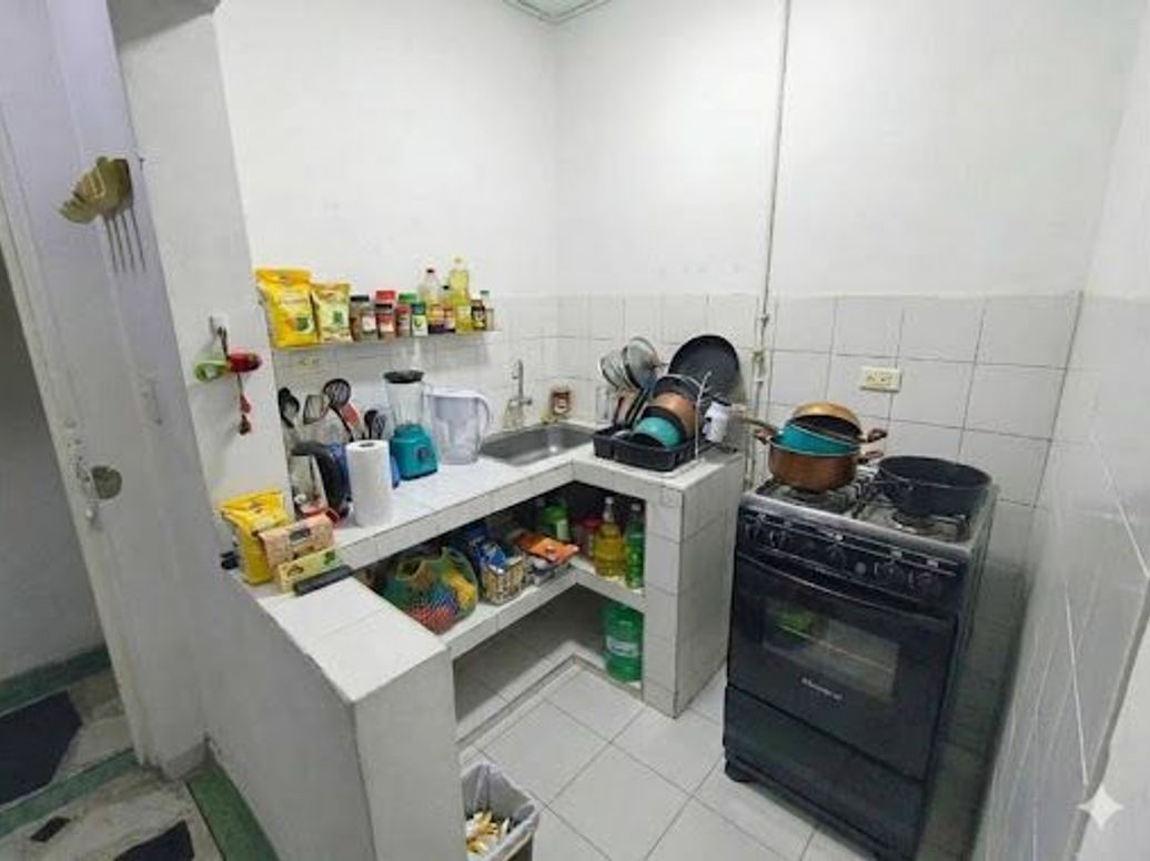 Casa de 13 alcobas en venta en Villa Elisa, Bogotá, 219 m² · foto 7 de 20