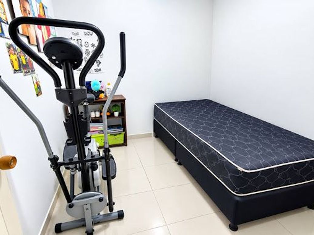 Casa de 13 alcobas en venta en Villa Elisa, Bogotá, 219 m² · foto 9 de 20