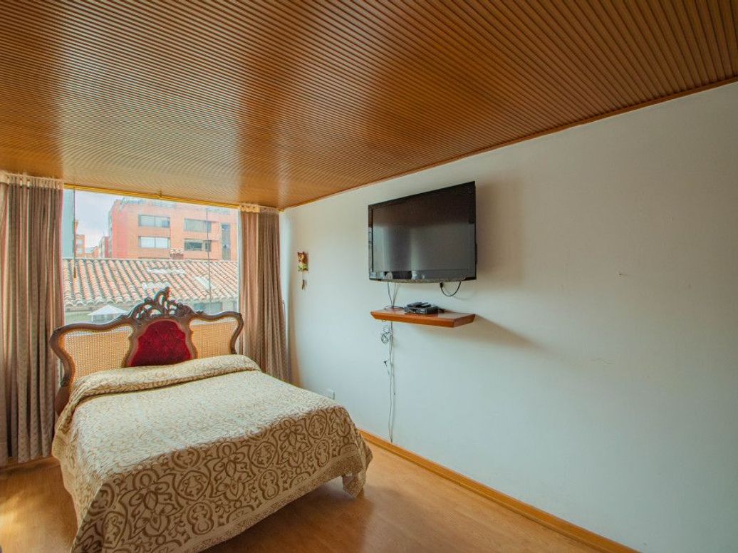 Apartamento de 3 alcobas en venta en Escuela De Infantería, Bogotá, 129 m² · foto 15 de 20