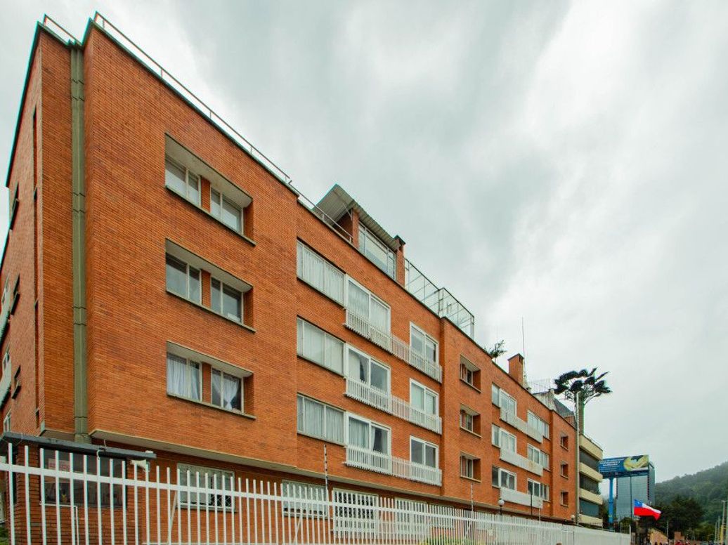 Apartamento de 3 alcobas en venta en Escuela De Infantería, Bogotá, 129 m² · foto 2 de 20