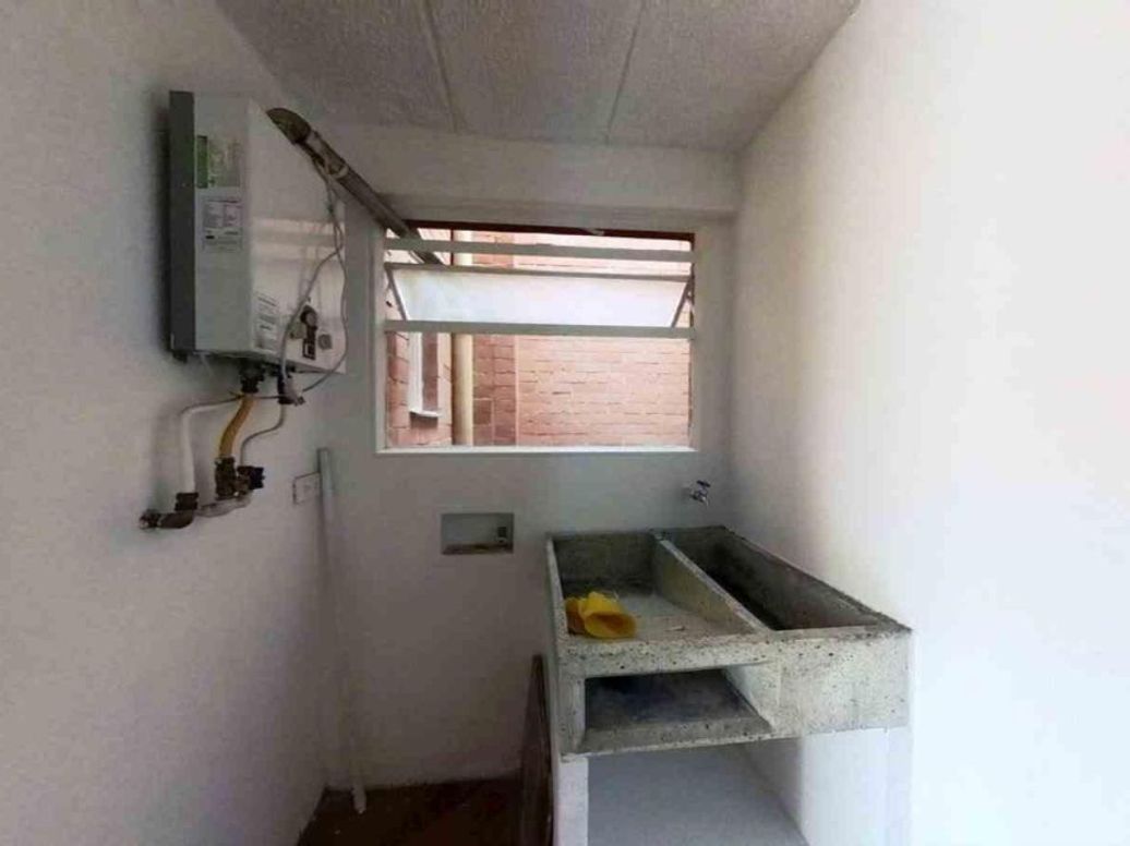 Apartamento de 3 alcobas en venta en El Salitre, Bogotá, 50 m² · foto 14 de 20