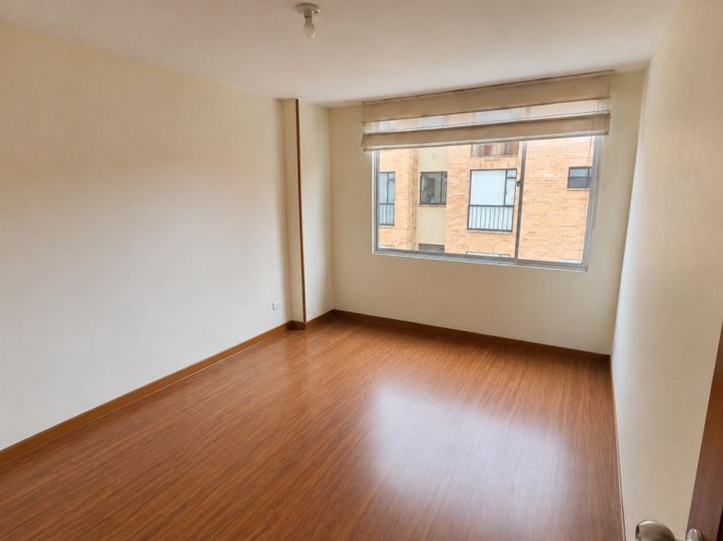 Apartamento de 3 alcobas en venta en Victoria Norte, Bogotá, 101 m² · foto 10 de 16