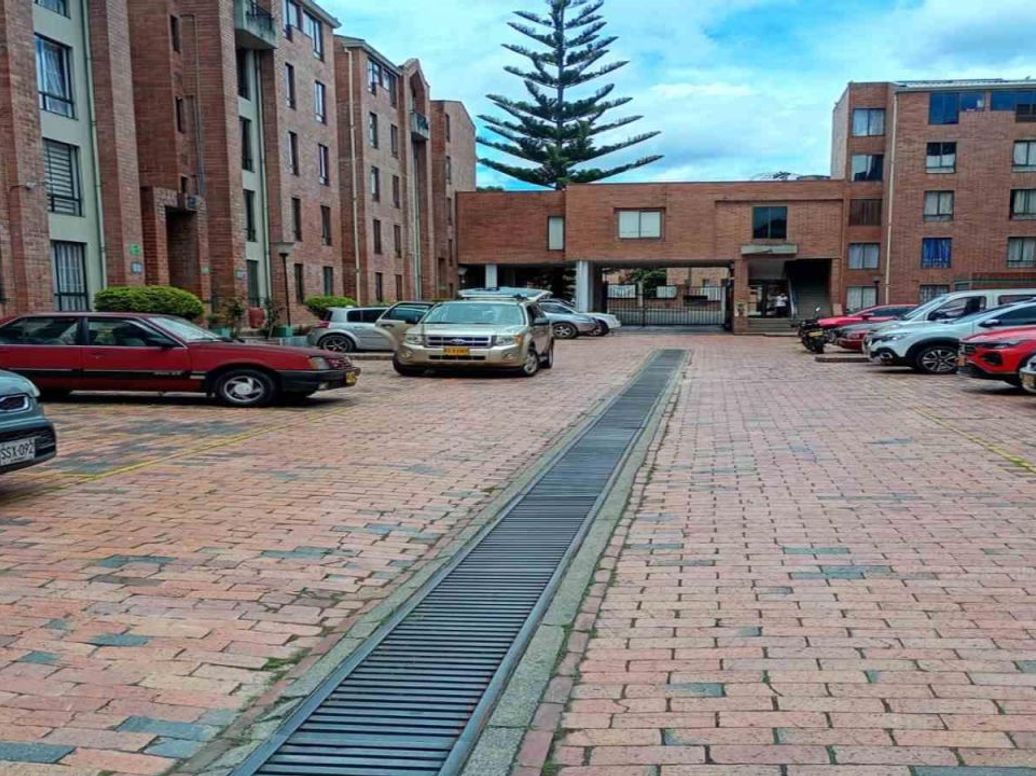 Apartamento de 3 alcobas en venta en Los Naranjos, Bogotá, 67 m² · foto 14 de 19