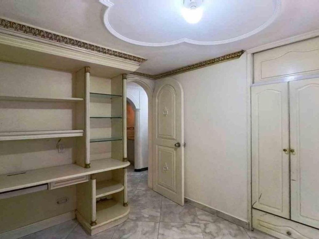 Apartamento de 3 alcobas en venta en Los Naranjos, Bogotá, 67 m² · foto 7 de 19