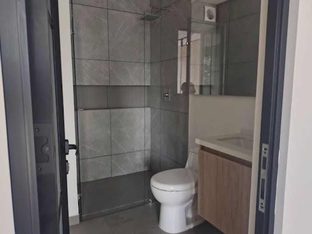 Apartamento de 1 alcoba en venta en Polo Club, Bogotá, 23 m² · foto 12 de 20
