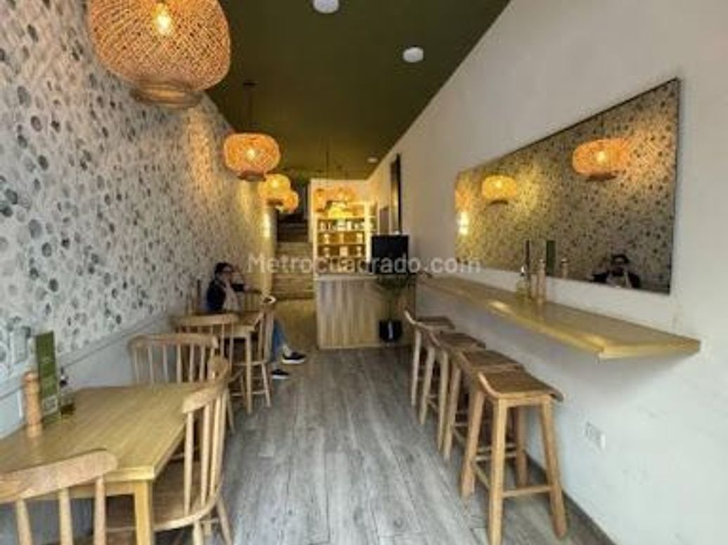 Casa de 6 alcobas en venta en Quinta Camacho, Bogotá, 258 m² · foto 7 de 8