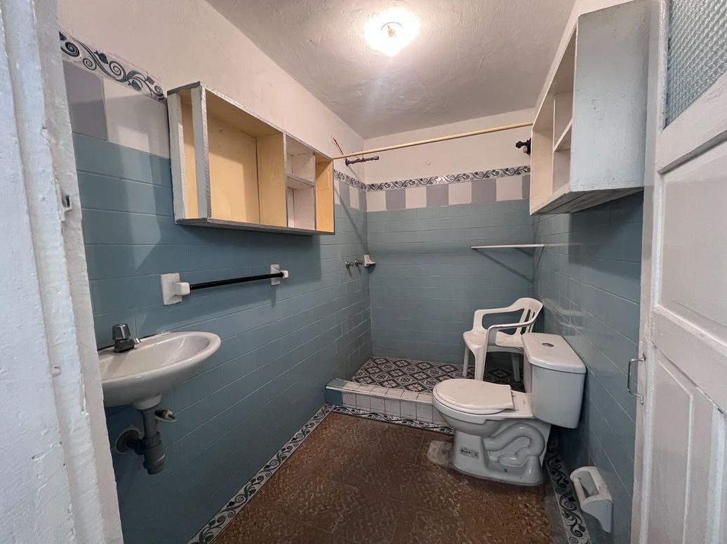 Casa de 6 alcobas en venta en Bellavista Occidental, Bogotá, 242 m² · foto 20 de 20