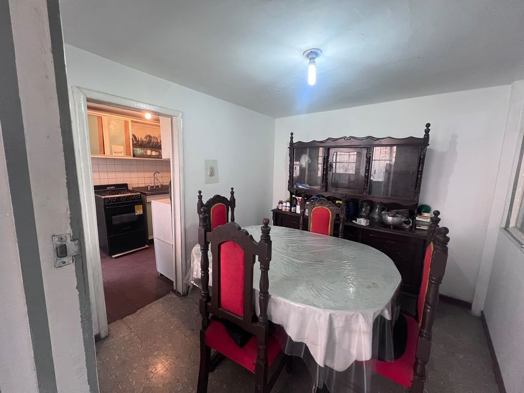 Casa de 6 alcobas en venta en Bellavista Occidental, Bogotá, 242 m² · foto 15 de 20