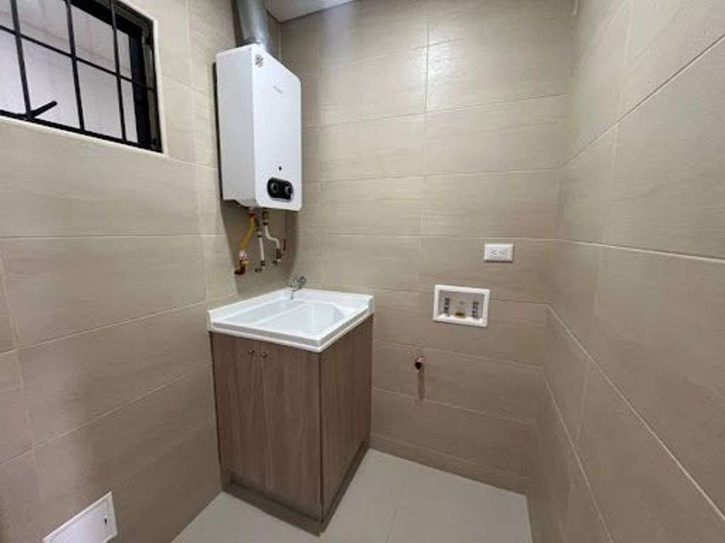 Apartamento de 2 alcobas en arriendo en San José De Bavaria, Bogotá, 66 m² · foto 7 de 20