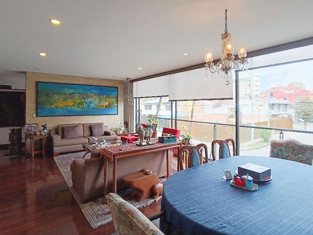 Apartamento de 3 alcobas en venta en Puente Largo, Bogotá, 178 m² · foto 2 de 20