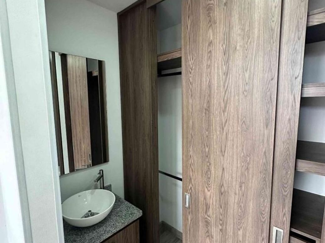 Apartamento de 1 alcoba en venta en La Soledad Norte, Bogotá, 32 m² · foto 6 de 11