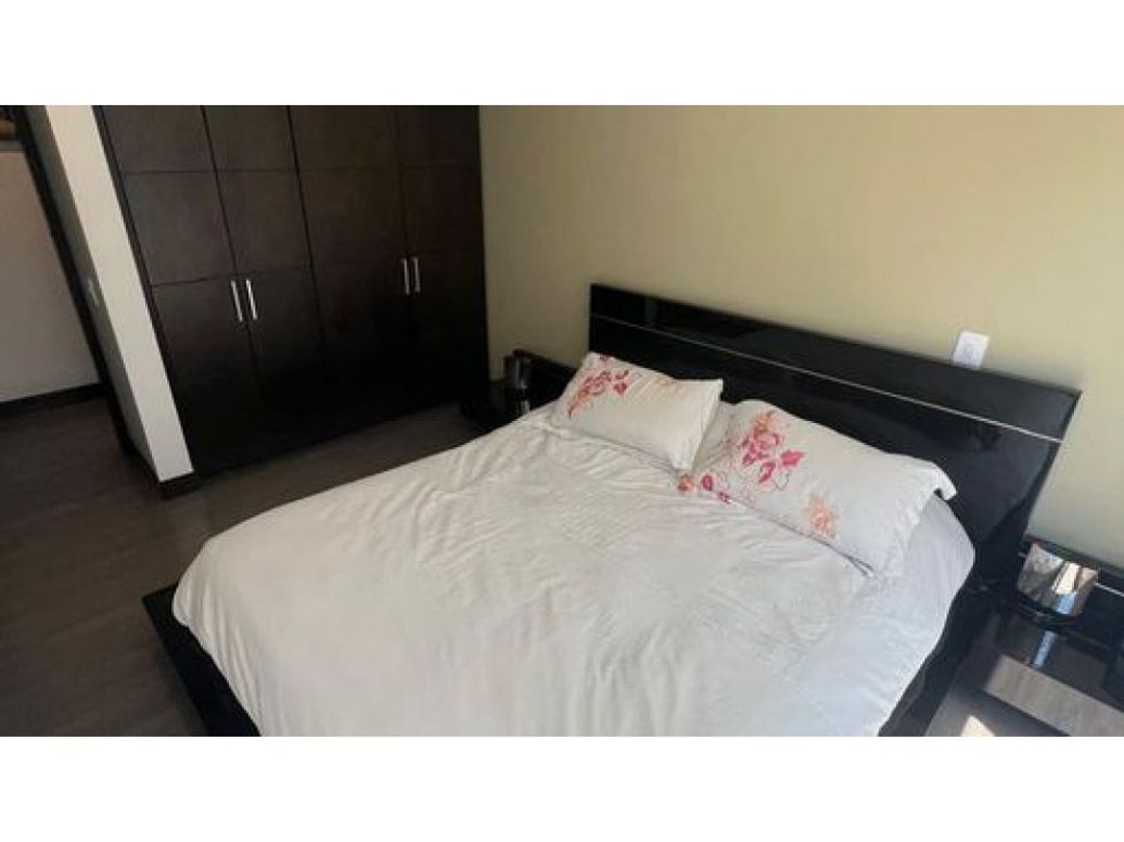 Apartamento de 3 alcobas en venta en Santa Barbara, Bogotá, 135 m² · foto 13 de 20