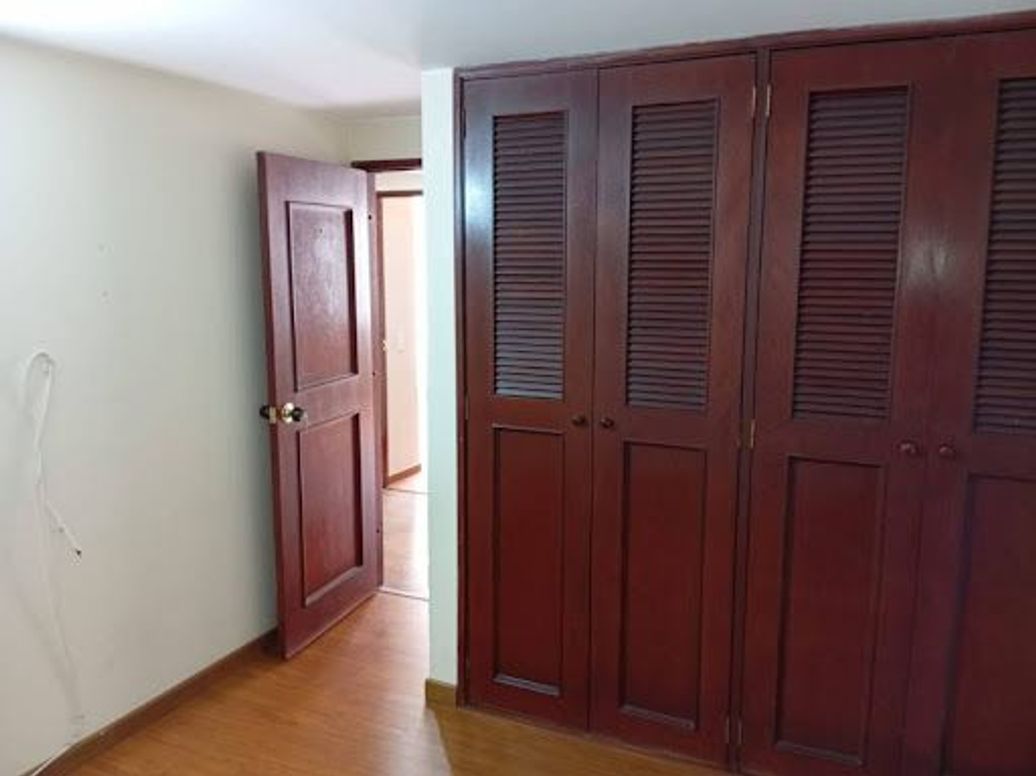 Apartamento de 3 alcobas en venta en El Batán, Bogotá, 76 m² · foto 7 de 20