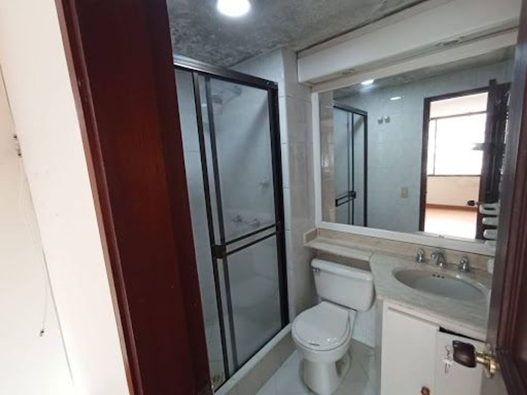 Apartamento de 3 alcobas en venta en El Batán, Bogotá, 76 m² · foto 13 de 20