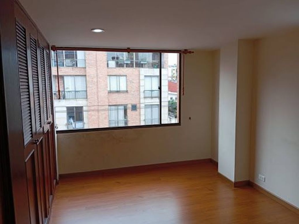 Apartamento de 3 alcobas en venta en El Batán, Bogotá, 76 m² · foto 9 de 20